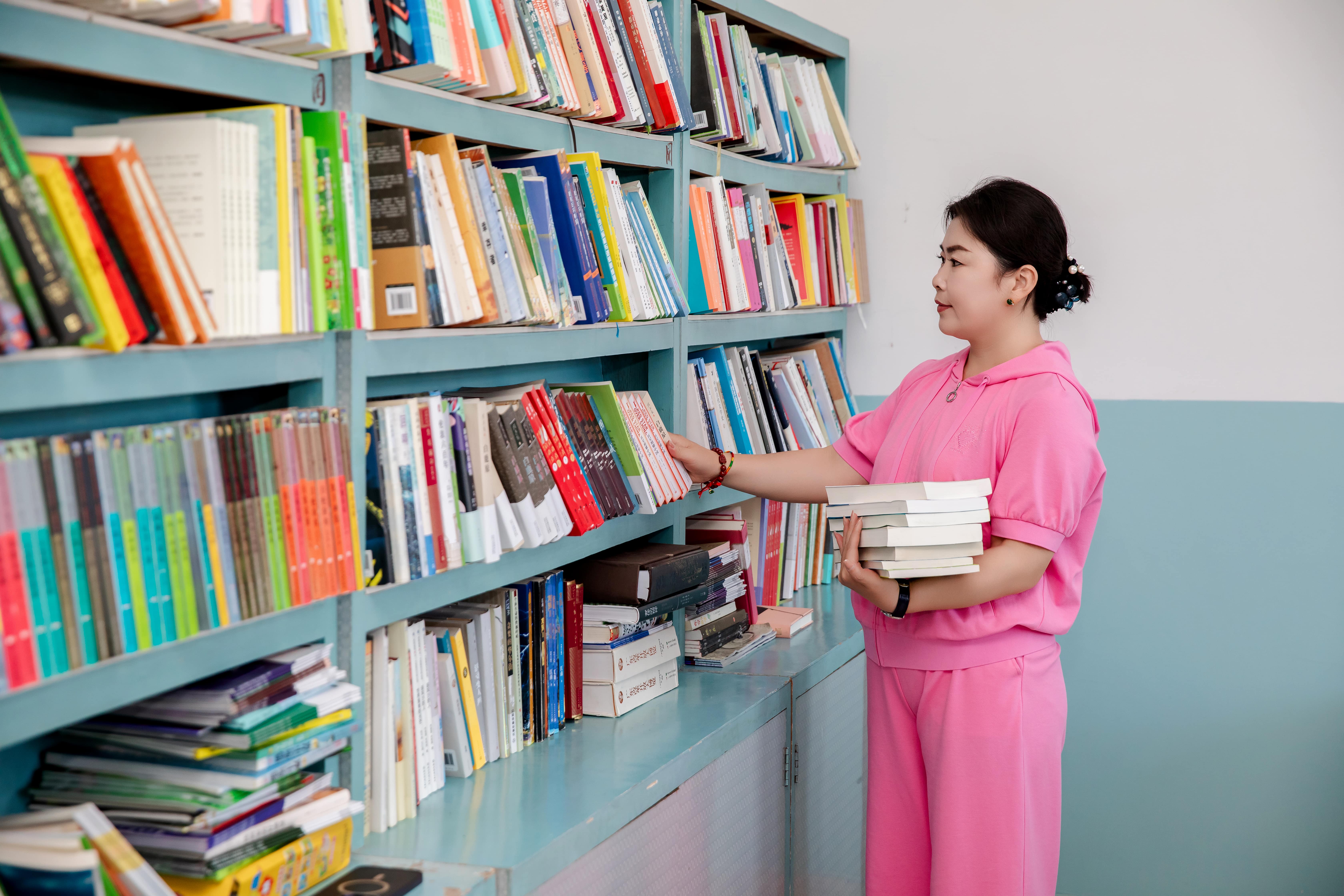 第251所 新疆昌吉州玛纳斯县北五岔镇爱游戏·体育-爱游戏(中国)
王俊英学校