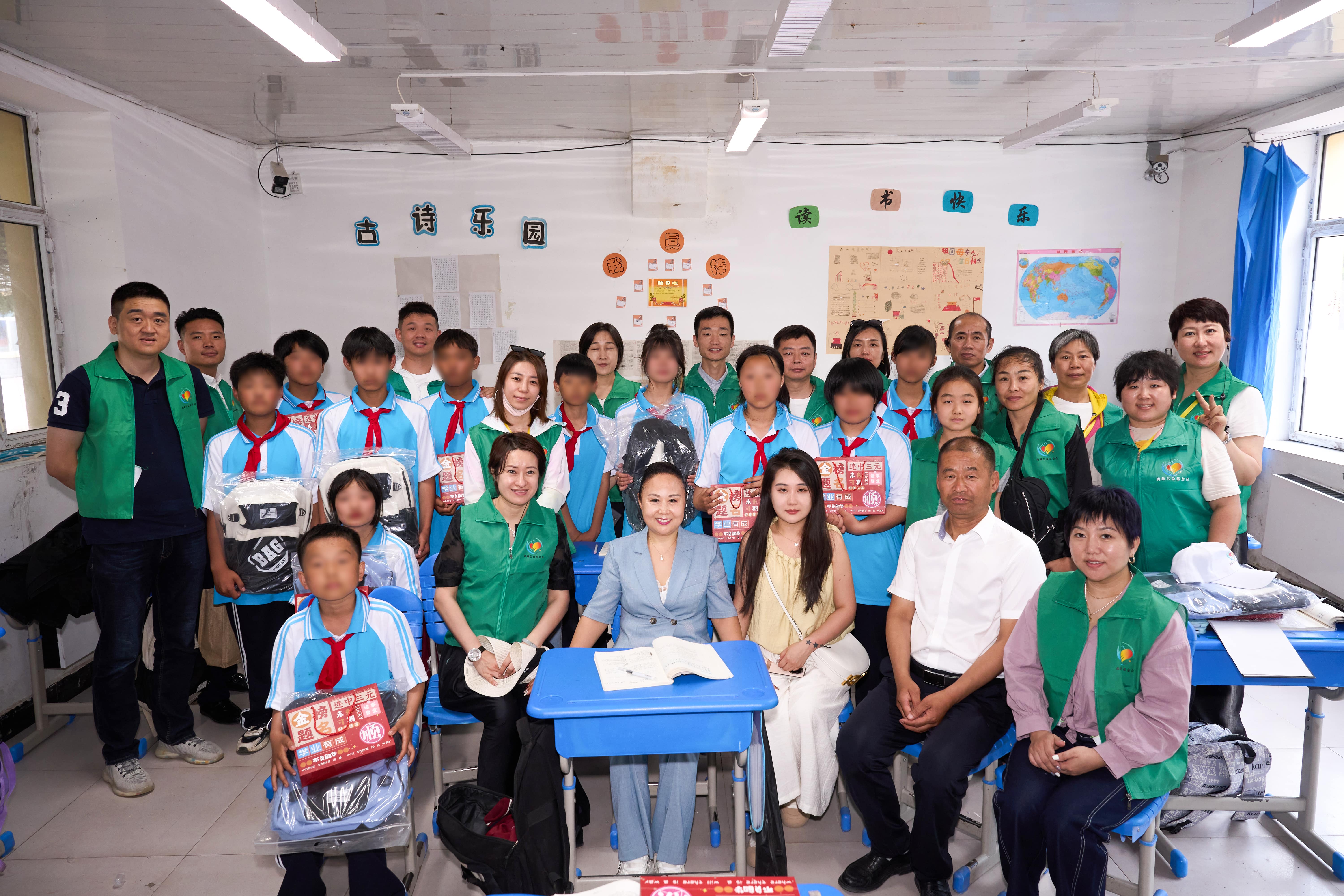 第254所 黑龙江巴彦县黑山镇民乐村爱游戏·体育-爱游戏(中国)
侯玉霞学校