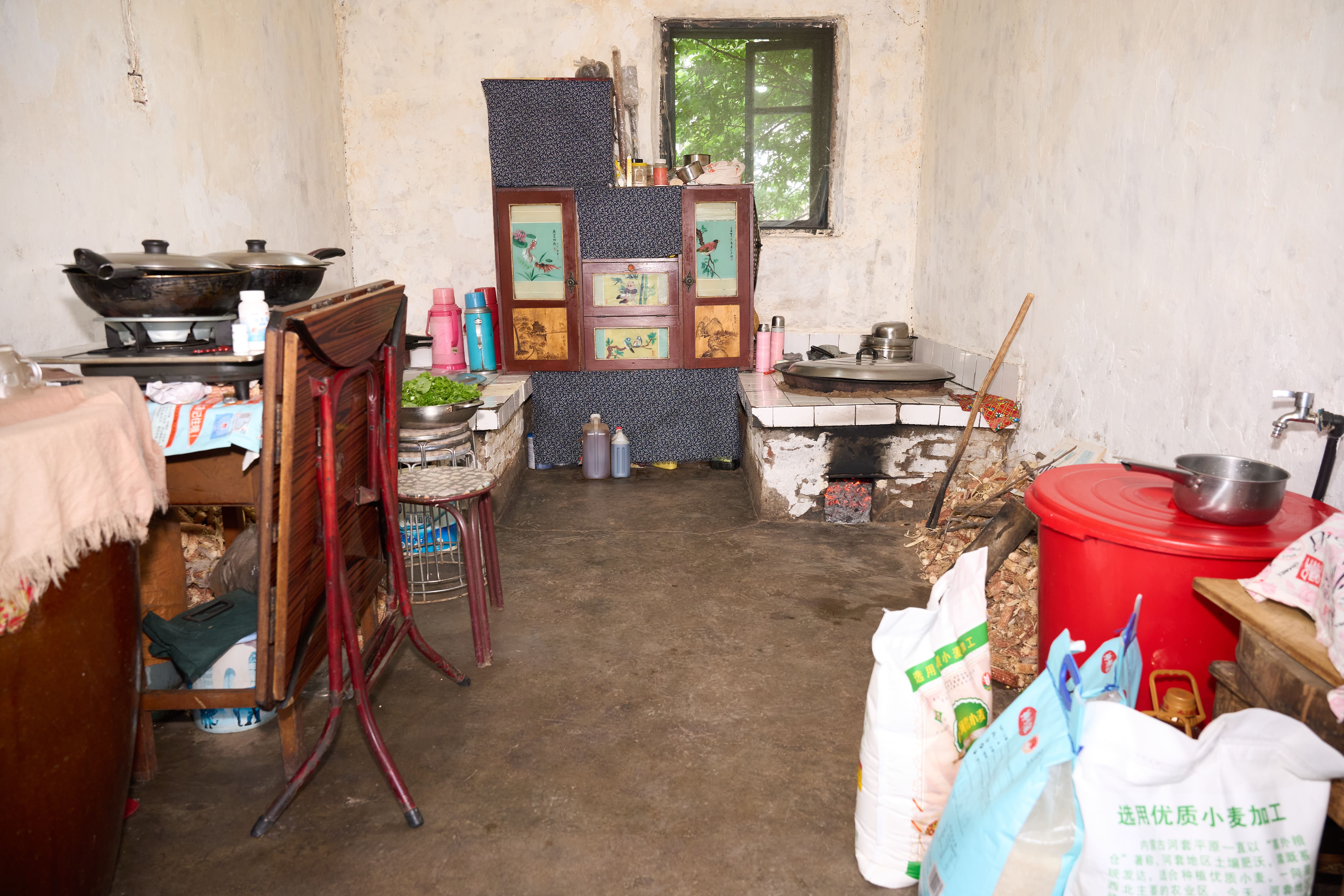 第254所 黑龙江巴彦县黑山镇民乐村爱游戏·体育-爱游戏(中国)
侯玉霞学校