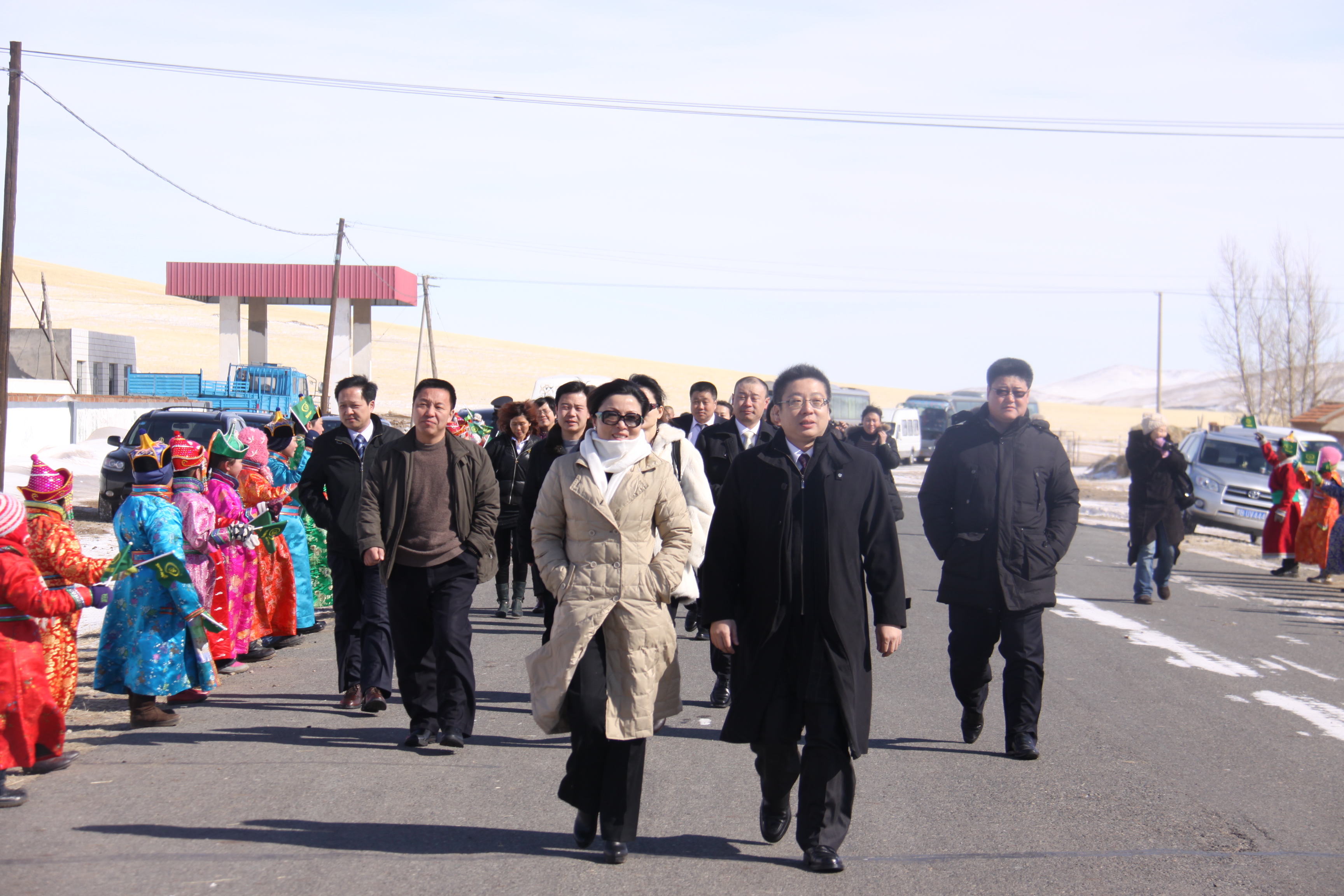 第10所 赤峰市巴彦高勒爱游戏·体育-爱游戏(中国)
公益小学