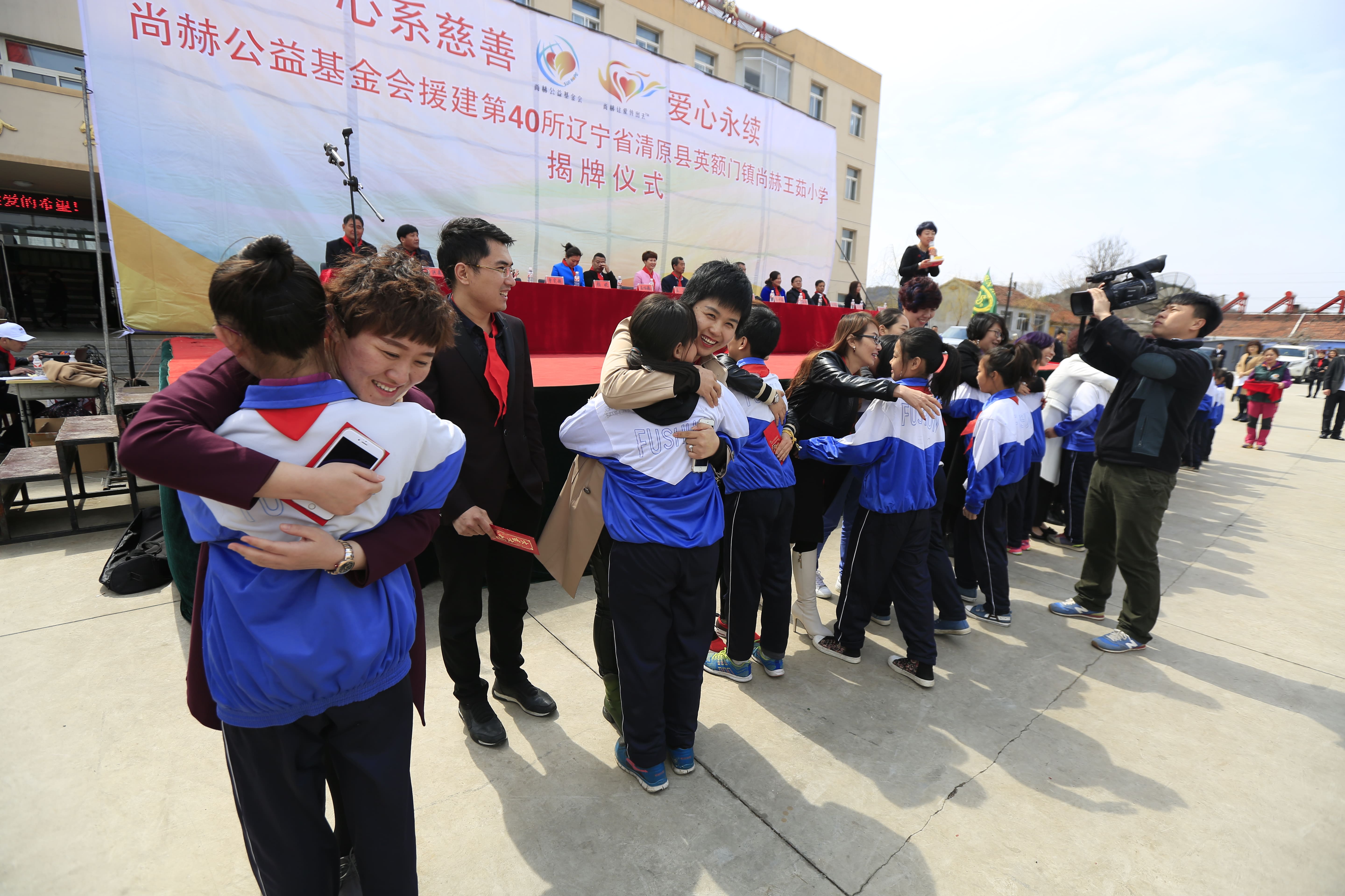 第40所 清原县英额门镇爱游戏·体育-爱游戏(中国)
王茹小学