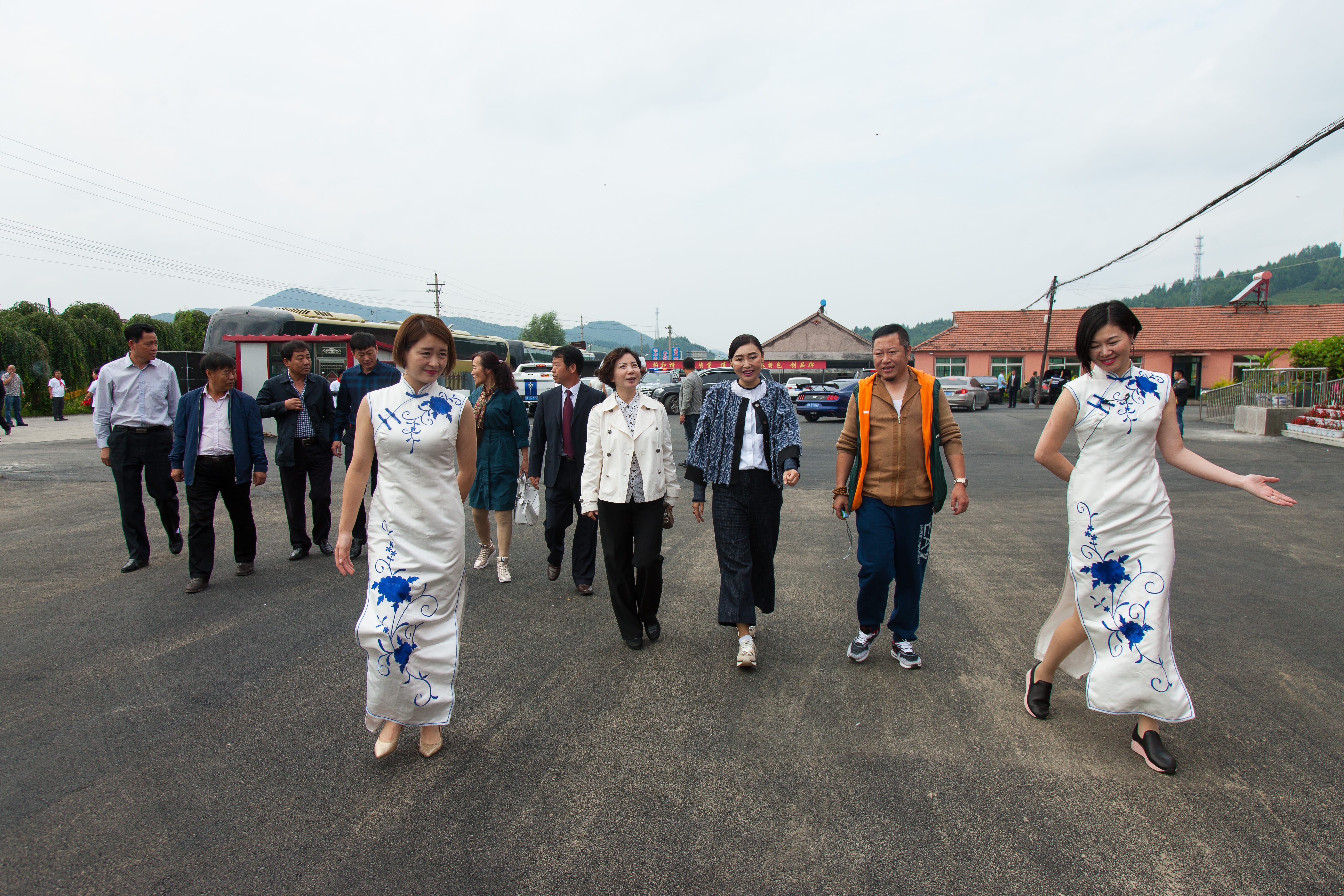 第58所 抚顺市新宾县北四平乡爱游戏·体育-爱游戏(中国)
苗鑫小学