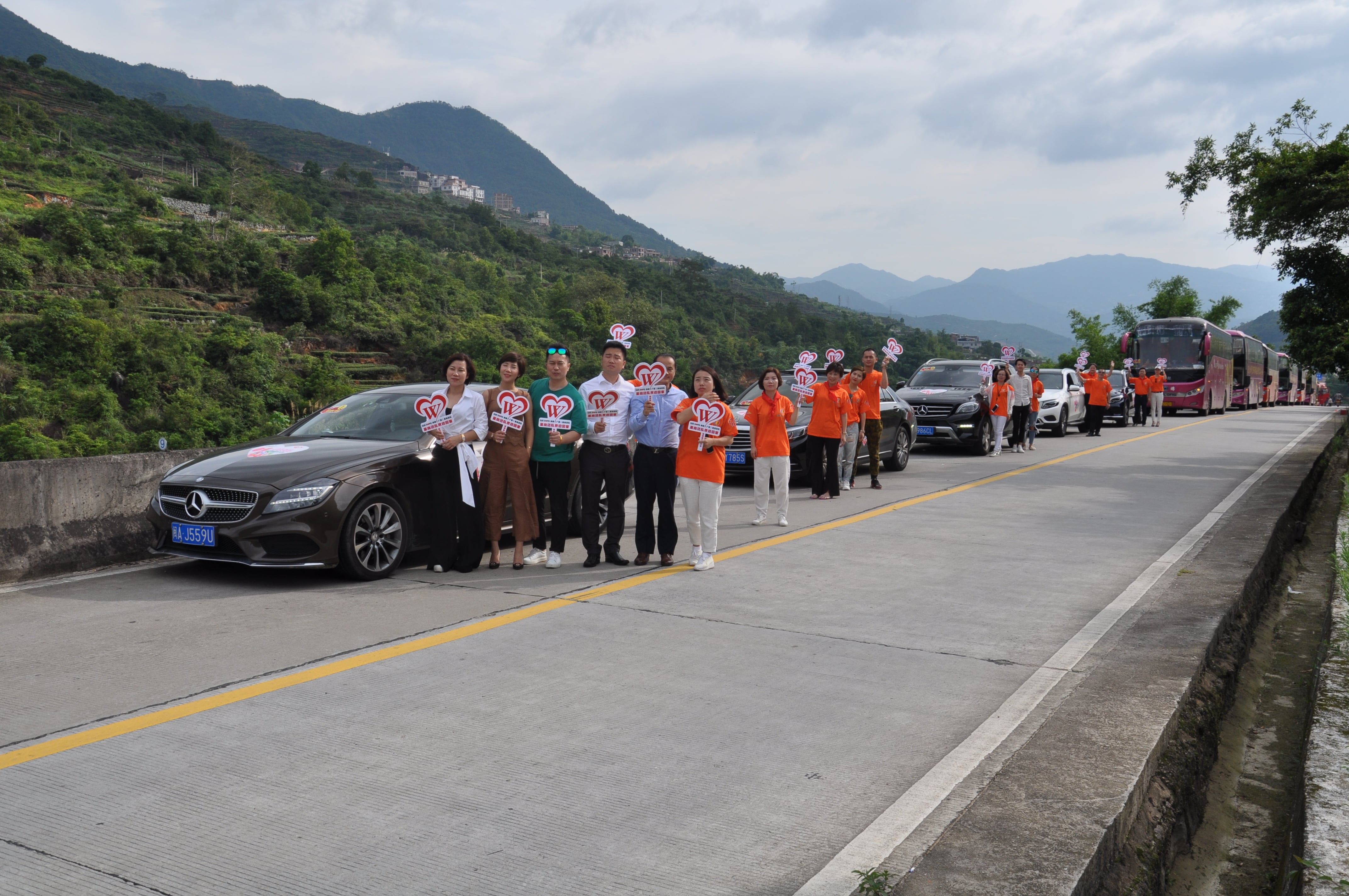 第100所 安溪县龙涓乡爱游戏·体育-爱游戏(中国)
陈冰娇小学