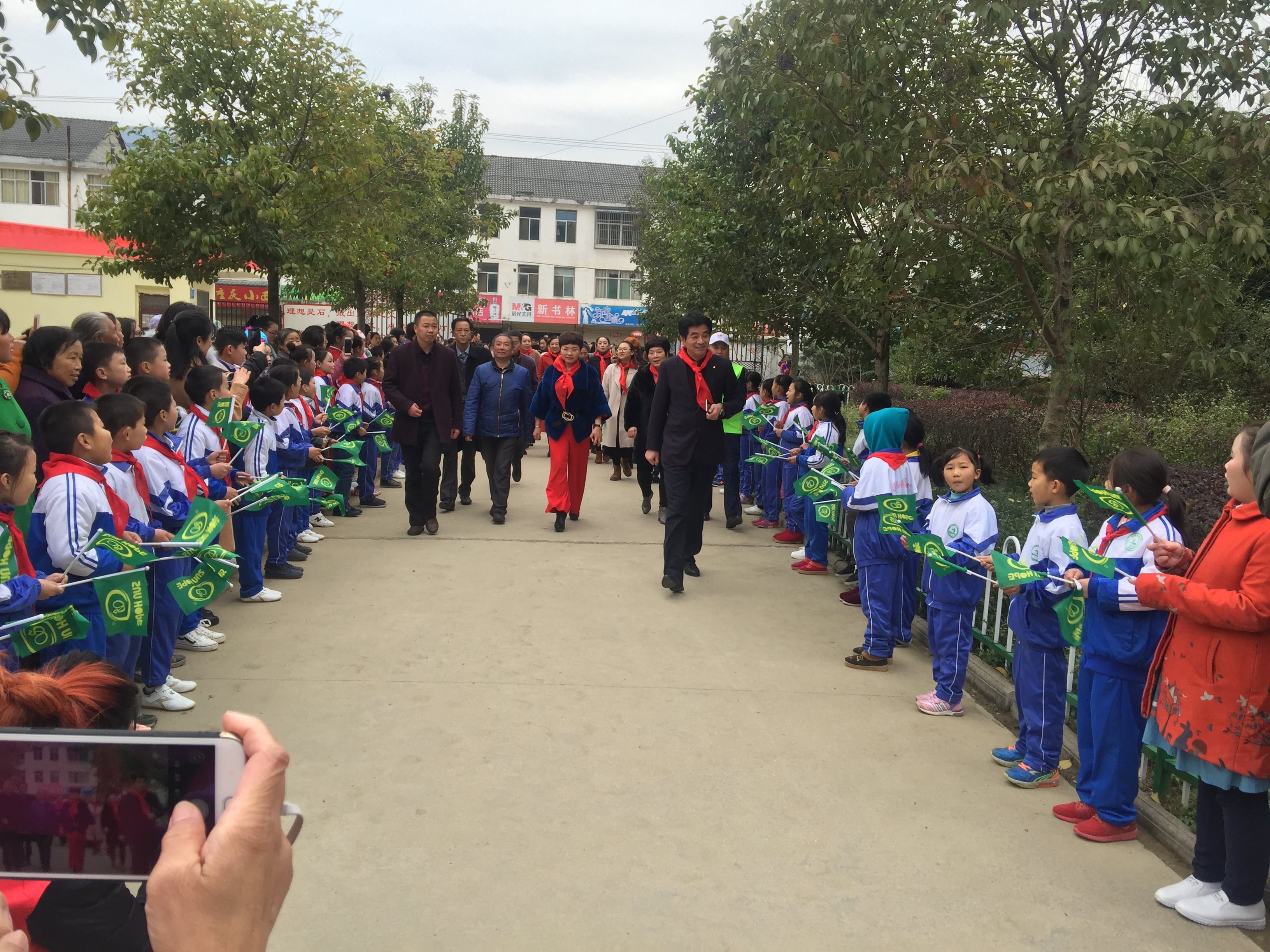 第132所 安庆市岳西县菖蒲爱游戏·体育-爱游戏(中国)
程解勤小学