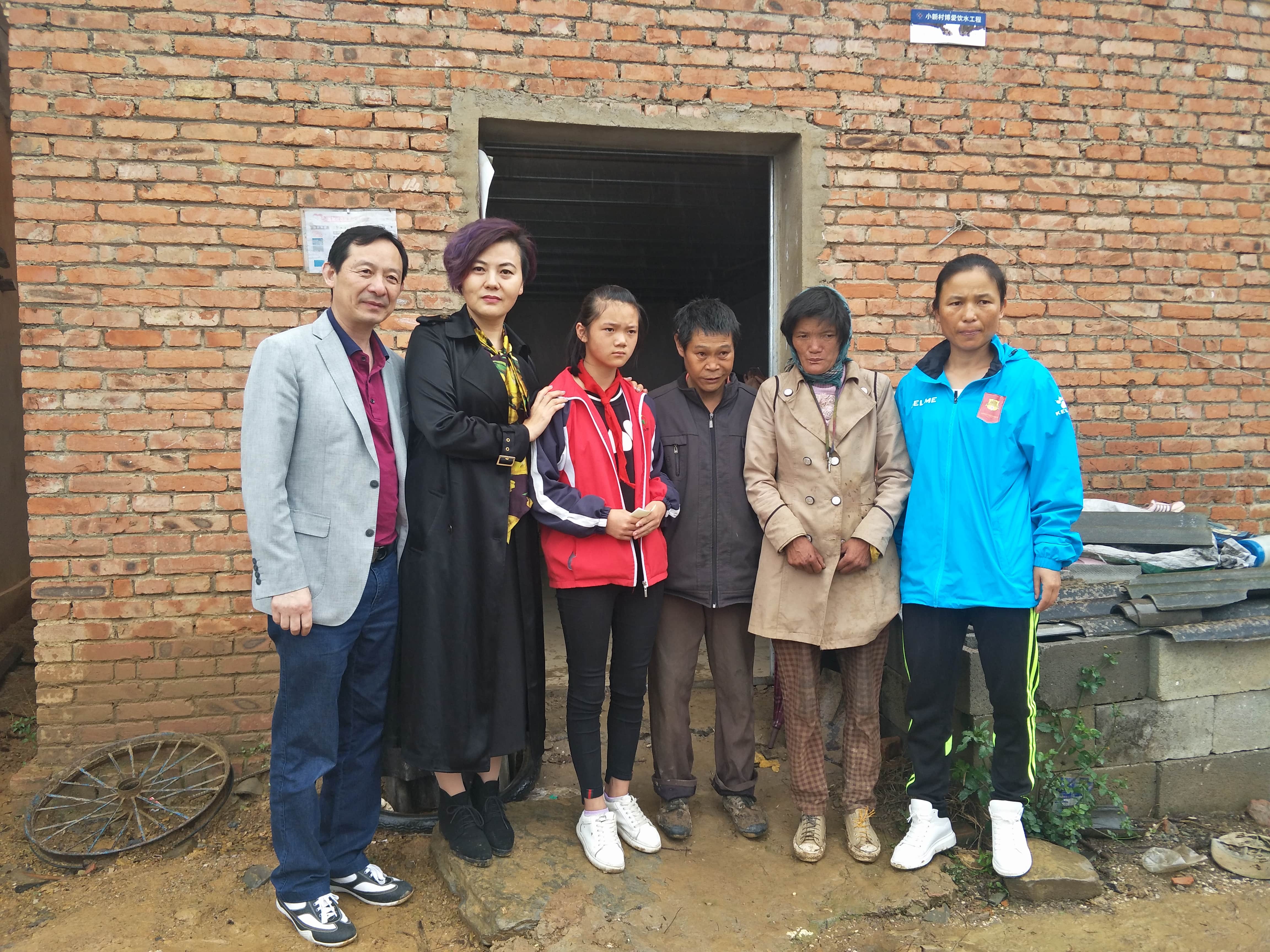 第152所 石林彝族自治县路美邑中心学校路美邑爱游戏·体育-爱游戏(中国)
李凤莲小学